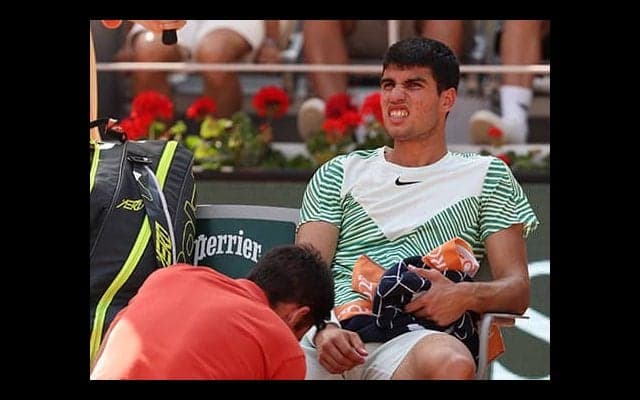  アルカラス 右足痛め全仏OP敗退 