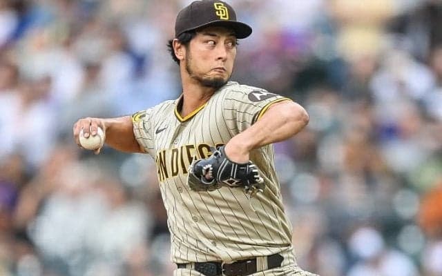 ダルビッシュ有がメジャー通算１００勝を達成！野茂英雄氏以来、日本人２人目の快挙に米メディアは祝福「特別な仲間に加わった」