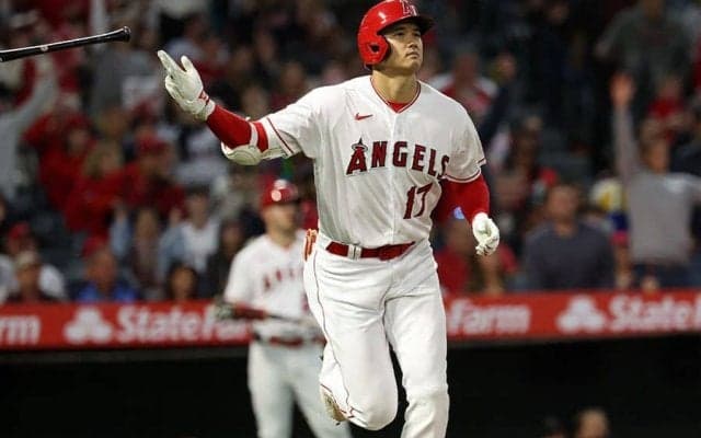 【MLB】完全ボール球を「屈んで、粉砕した」　大谷翔平のかち上げ弾に米衝撃「勢いが止まらない」