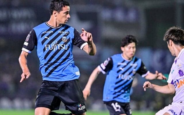 「この崩しは何度見てもゾクゾクする」川崎MF脇坂のゴールに至る「ダブルタッチ→美しいフリック」が大絶賛！ 一連の流れに「フロンターレらしい崩し」「これは全盛期川崎」の声