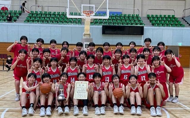 角と坂口の2本柱が起点となった千葉経済大学附属が関東大会女子を制する