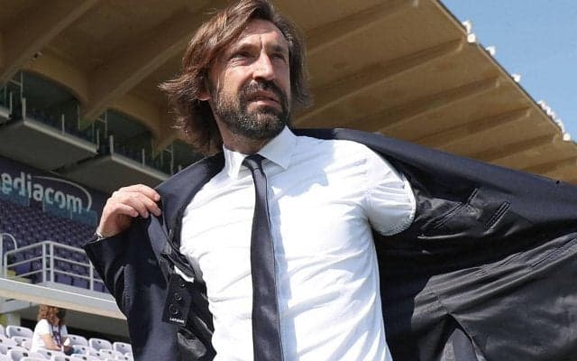 サレルニターナのソウザ監督が退任へ？　後任の本命はピルロか