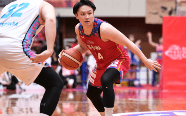 熊本が本村亮輔、神里和との契約継続を発表…6シーズン目の本村「あとはB1に上がるだけ」