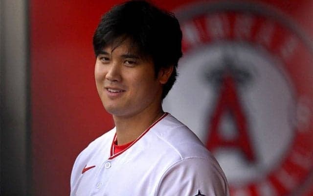 【MLB】大谷翔平が「ニコニコ」　女性レポーターへ真摯な回答…穏やかな表情を「初めて見た」