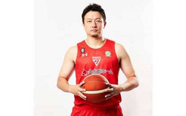 ロッテが地元バスケチームとコラボ　千葉ジェッツ・荒尾岳＆チアが25日のハム戦に登場