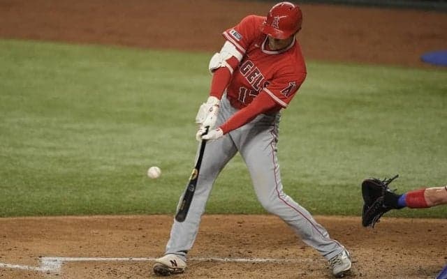 大谷翔平の圧巻「１８６．８キロ」２１号２ランに米識者も驚嘆！「歴代左打者で最も強烈な逆方向へのアーチ」