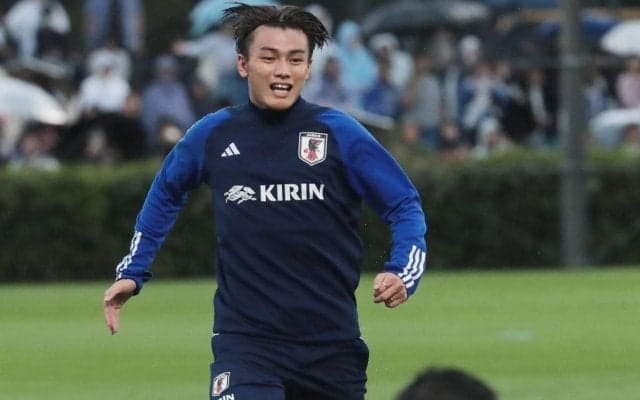 日本代表FW上田綺世が古巣サポーターへメッセージ「ベルギーでも鹿島の試合を楽しみにしている」