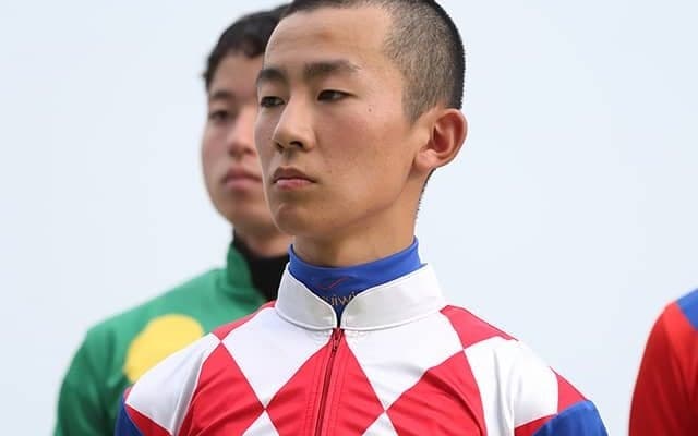 藤田凌騎手が騎乗自粛申し出 違反を重く受け止め
