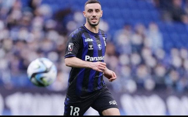 「ジャパンスキデース！」G大阪MFネタ・ラヴィが絶叫！グダった空気を一変させる神プレーにファンも大盛り上がり「まじ推せる」「神なん？」