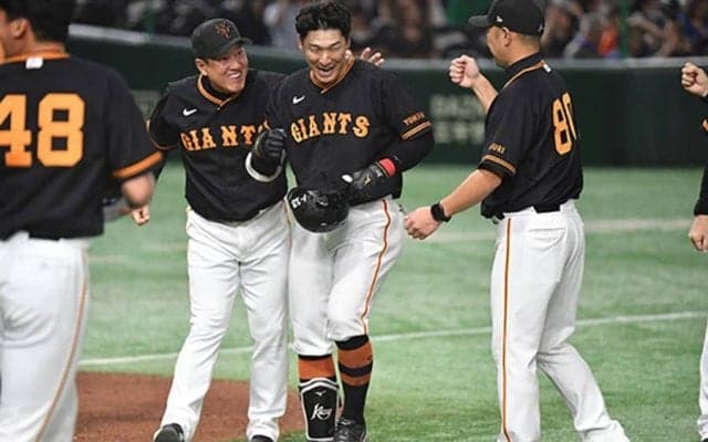 交流戦単独首位…巨人・梶谷の劇打を生んだ原監督の“信頼”「俺も我慢するから」