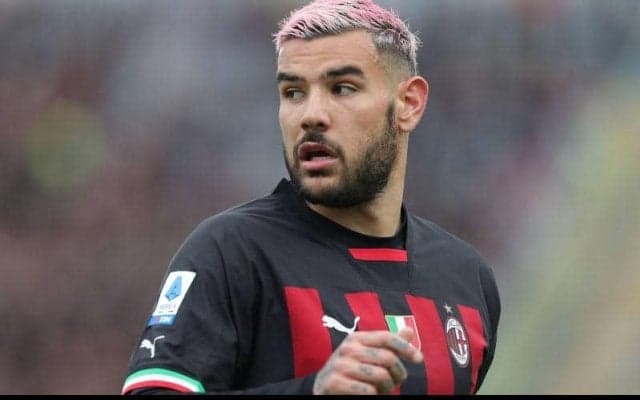 ミランDFテオ・エルナンデスに108億円超ビッグオファー到来？ マンチェスターの2クラブとラ・リーガの強豪が関心か