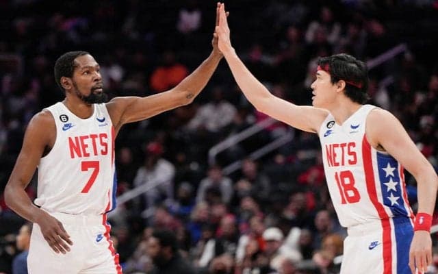 渡邊雄太の来季の所属先にサンズが浮上…デュラントとアリゾナの地で再会か