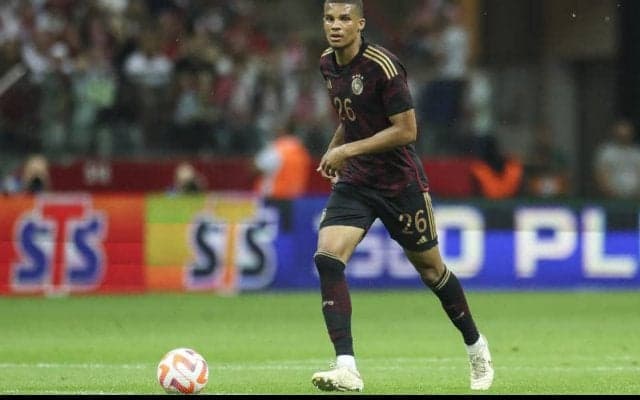 ドイツ代表デビューの21歳DFチャウ、ミランでの1年に言及 「この展開にはとても満足」