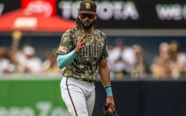 【MLB】160キロ返球は「信じられない」　失点許さぬ衝撃“爆肩”は「もの凄いロケット」