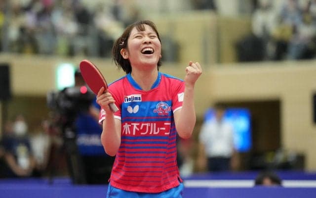 平野美宇が伊藤美誠との黄金世代対決を制して初V！パリ五輪代表争い一歩前進【卓球 Tリーグ個人戦】