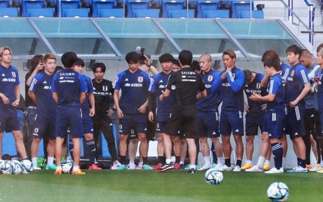 「多くの選択肢を持てるため」選手たちに複数の役割を求める森保一監督、将来を見据えた“コンバート”戦略「スペシャル＋他のポジションでも機能」