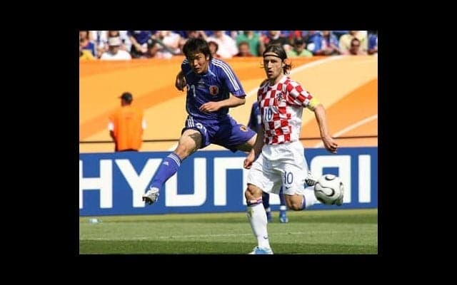 柳沢敦の「急にボールが来た」発言の真相を加地亮が明かす　ドイツＷ杯については「ヒデさんのチームにしたほうがよかった」