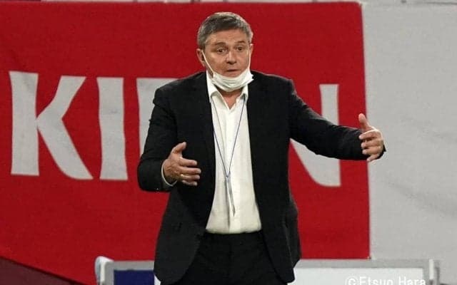 選手の対価にあてられた「照明塔」と「エビ」、そして「牛肉」【サッカー界の移籍金について考える】(3)