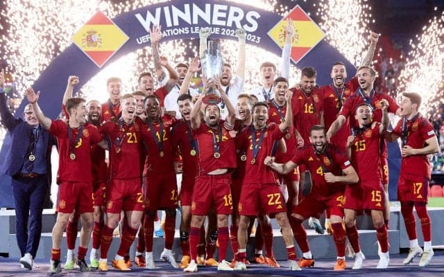 ようやくトロフィーを持ち帰ってきた…/原ゆみこのマドリッド