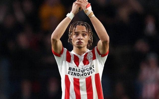 アーセナルも獲得に動いたシャビ・シモンズ、出場機会を求め離れたPSGが9.3億円で買い戻しか？