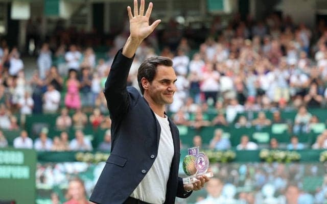 フェデラーが10度のタイトルを獲得したハレ大会のセレモニーに登場「自分の足跡を残せてよかった」