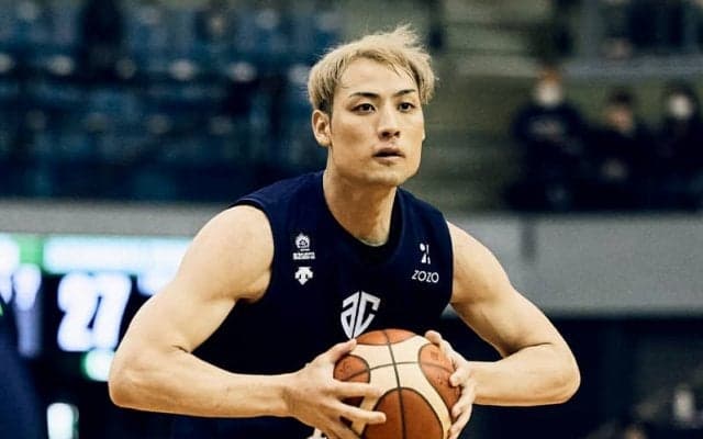 アルティーリ千葉が鶴田美勇士と契約継続「来シーズンこそB1昇格、B2優勝を」