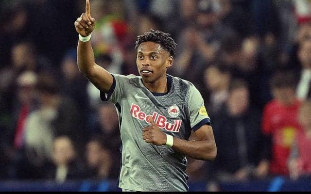 フライブルク、ザルツブルクの主力FWアダムを獲得！