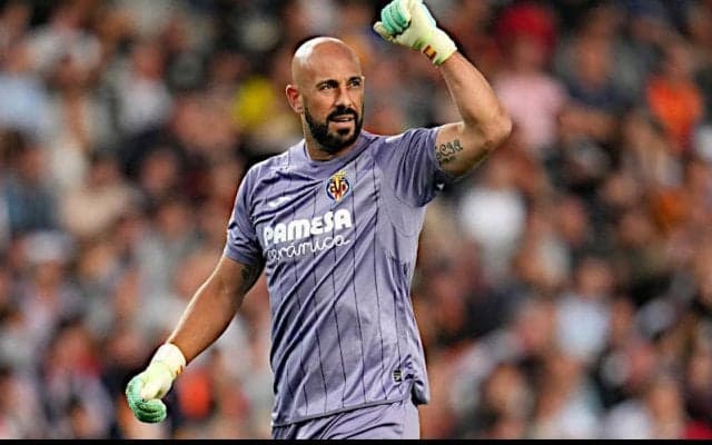 ビジャレアル、プロ通算1000試合出場を達成したGKレイナとの契約を2024年まで延長