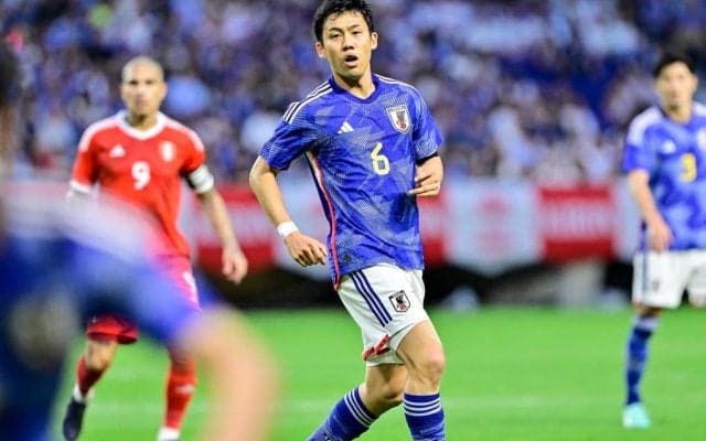 「完璧なスピーチだったな」遠藤航の日本代表キャプテンを言い渡される瞬間の「裏側映像」公開される！ 全選手を前に放った“ある一言”に称賛の声が相次ぐ