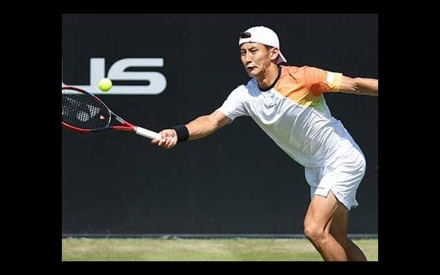 島袋将、膝違和感で途中棄権