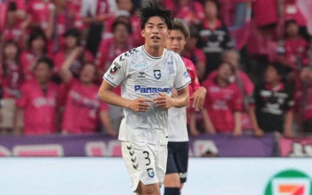G大阪DF半田陸がスコットランドに？ ハーツが獲得に興味、元神戸FW小田裕太郎もプレー