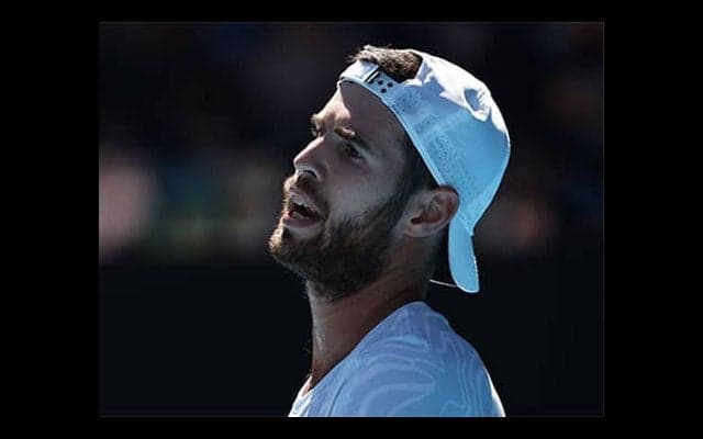 GS3連続8強も疲労骨折 WB欠場