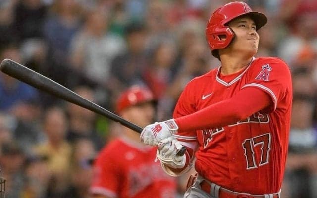 大谷翔平が日米200号の特大弾！ サイクルヒット達成に近づく図抜けたパワーに敵地元局も脱帽「もう3世代に一人の逸材だ」