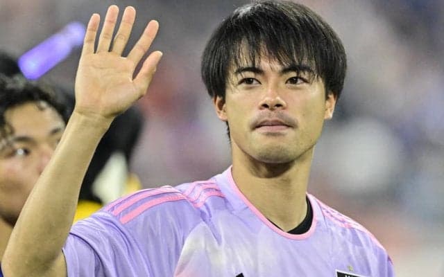 「別格。三笘選手にしかできない」鄭大世が語る「ミトマってる」解説が大バズりしたワケと「三笘薫との意外な関係」#1