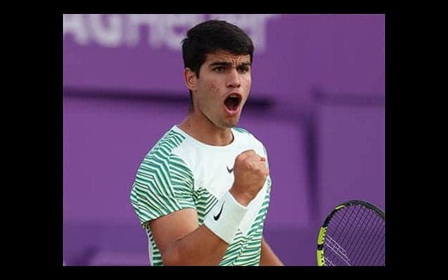 強力ショット炸裂で世界1位王手