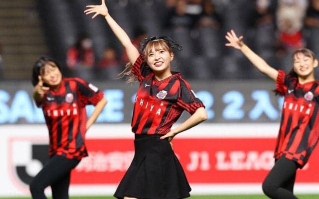 「良くお似合い」「サイ&こー！」NMB48の堀詩音さんが愛する札幌を現地で後押し、ユニ姿のM-1王者とも3ショット「ちょう楽しそう！」