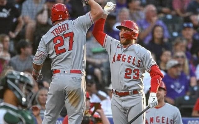 エンゼルスが球団新記録の「28安打＆25得点」　大谷翔平は1安打1打点「オオタニがたったの1打点で…」と米メディアは驚愕