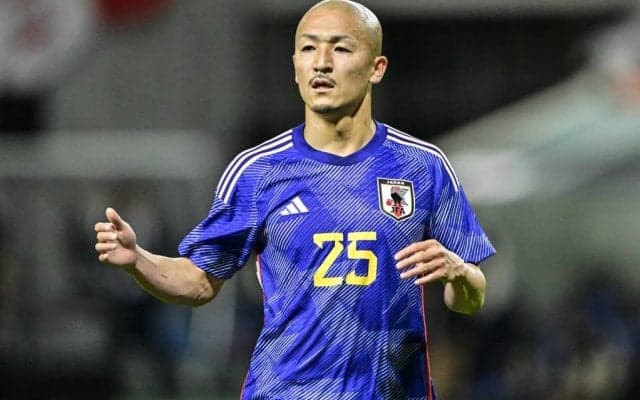 「すごいツーショット」日本代表FW前田大然のJ2水戸での”再会アンパンマンポーズ2ショット”が話題！「2人ともかわいい～」「大然優しい」の声