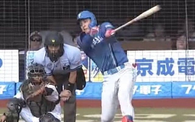 2.9万人が騙された「天才の所業」　凡ゴロが突如ヒットに…謎軌道は「どうしたらこうなる」