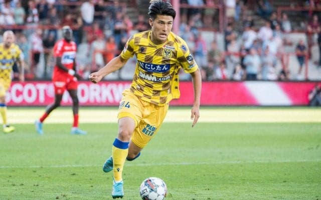 新潟MF伊藤涼太郎が加入するシント＝トロイデンが新ユニフォーム発表！ 内側には「サムライマスク」が仕込まれたデザインに