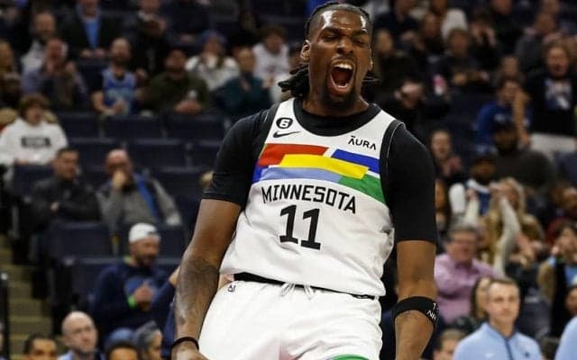 ウルブズの若手ビッグマン、ナズ・リードが3年約60億円の延長契約に合意