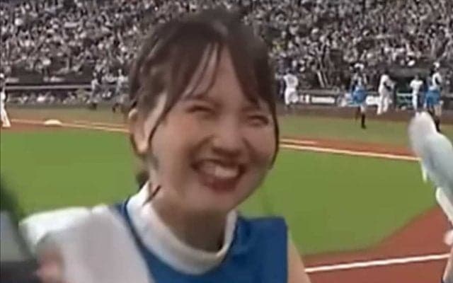 激カワのチア襲った“ハプニング”がきつねダンス超え…「最高の笑顔」が550万再生間近