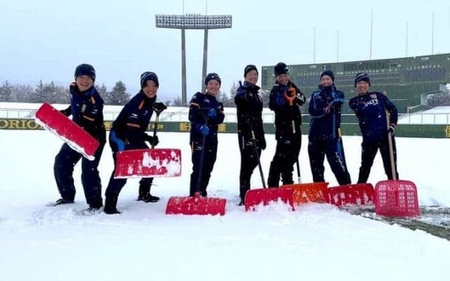 Jリーグ・秋春制導入でどう変わる？　先行事例のWEリーグ、現場からの声