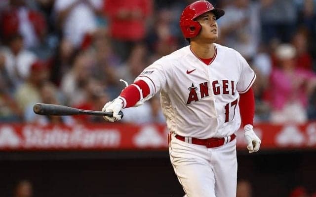 負けてたまるか！大谷翔平、本塁打争いの新ライバル、ロベルトと共に本塁打を競い合う