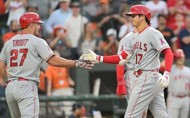 【MLB】捕手も大慌て「世界一豪華なダブルスチール」　大谷＆トラウトが見せた“恐怖の奇襲”