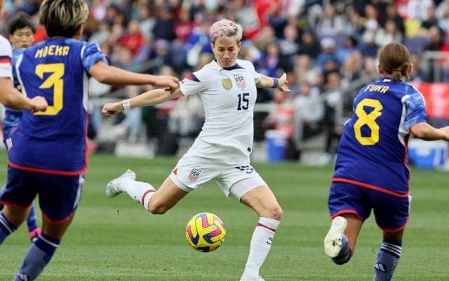 アメリカ女子代表MFラピノーがヘアカラーを一新！存在感放つ水色に…200キャップまであと「1」