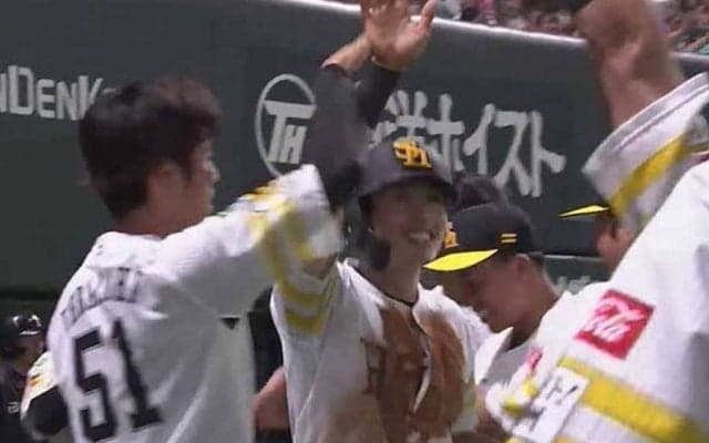 スチュワート＆荘司康誠、ともにプロ初勝利ならず　鷹が周東佑京の好走塁で決勝点