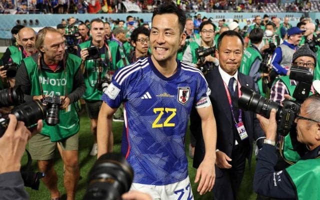 「嬉しい顔ぶれ」「最高の4人」帰国中の吉田麻也、日本代表のレジェンドたちとの再会にファン歓喜「安定のカッコ良さ！！」「この世代好き」