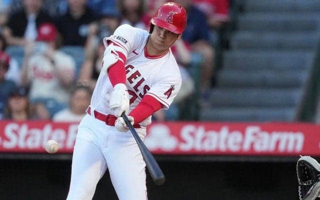 【MLB】大谷翔平、投手強襲安打で“謝罪”　165キロ痛烈打で25度目マルチ…止まらぬ快音