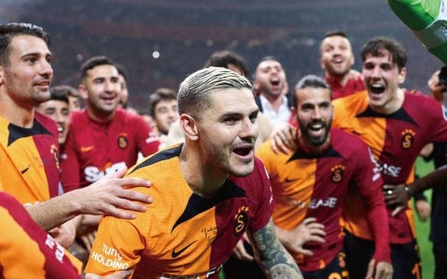 ミラン&ユベントスはイカルディ獲得にもっと積極的に！　連盟理事が猛プッシュ 「最大限の検討に値する」